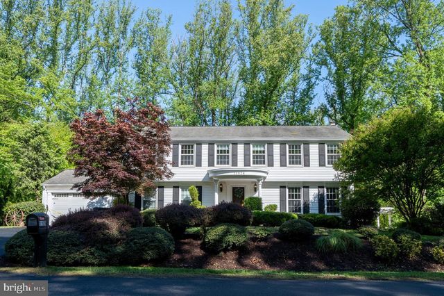 11928 APPLING VALLEY RD, Fairfax, VA 22030