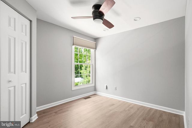 11928 APPLING VALLEY RD, Fairfax, VA 22030