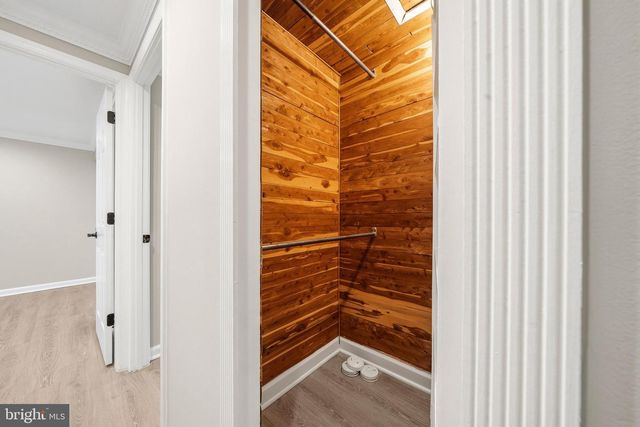 11928 APPLING VALLEY RD, Fairfax, VA 22030