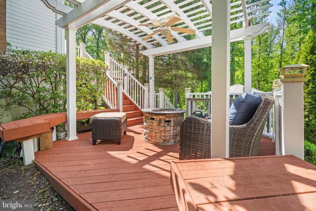 11928 APPLING VALLEY RD, Fairfax, VA 22030