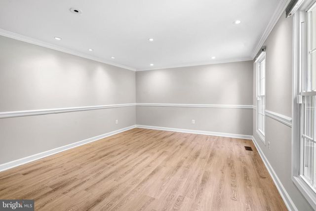 11928 APPLING VALLEY RD, Fairfax, VA 22030