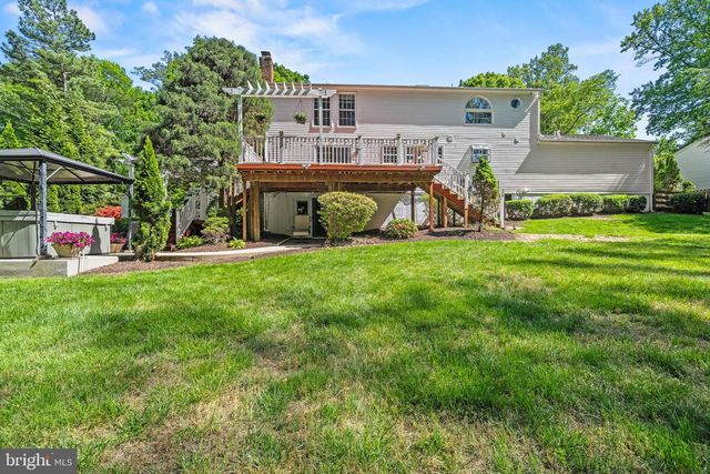 11928 APPLING VALLEY RD, Fairfax, VA 22030