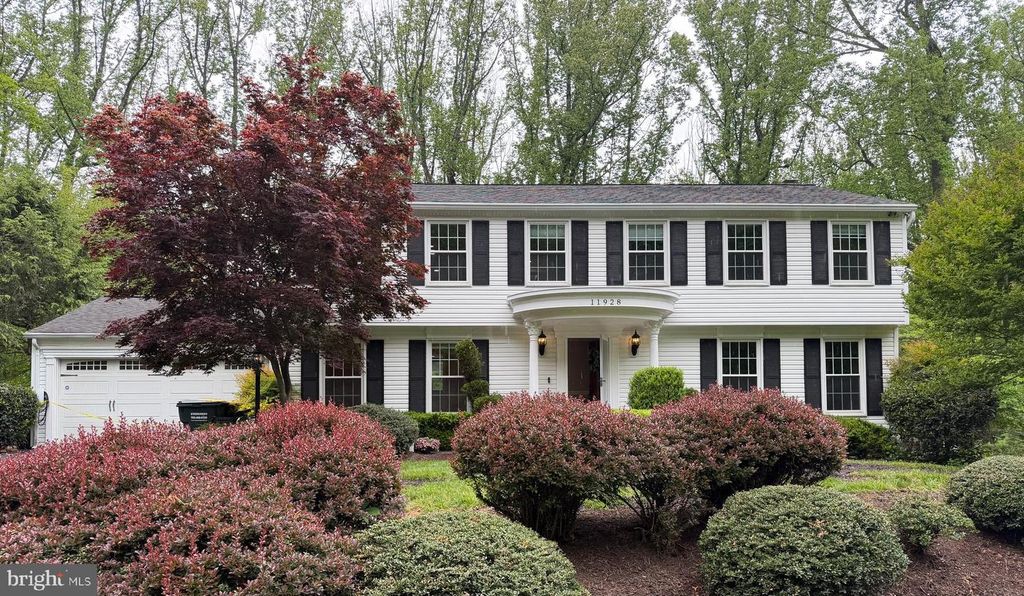 11928 APPLING VALLEY RD, Fairfax, VA 22030