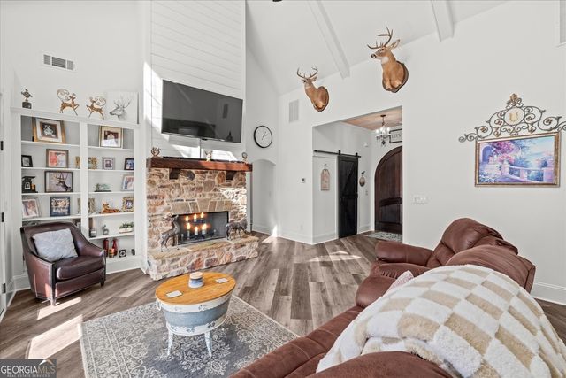 656 Paynes Lake Road, Carrollton, GA 30116