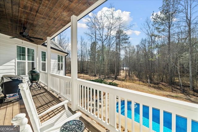 656 Paynes Lake Road, Carrollton, GA 30116