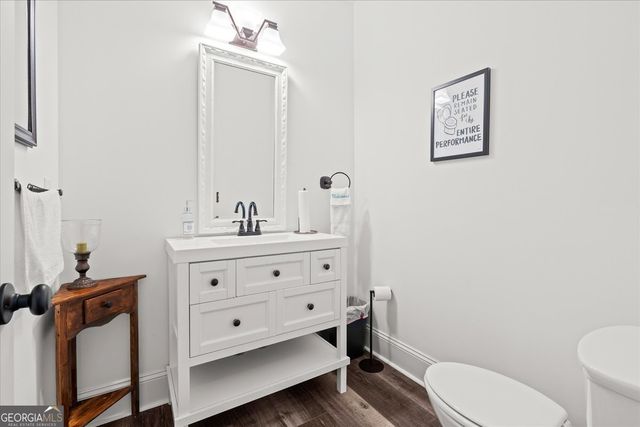 656 Paynes Lake Road, Carrollton, GA 30116