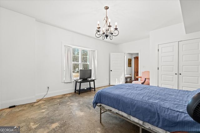 656 Paynes Lake Road, Carrollton, GA 30116