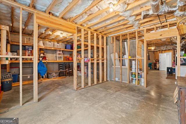 656 Paynes Lake Road, Carrollton, GA 30116