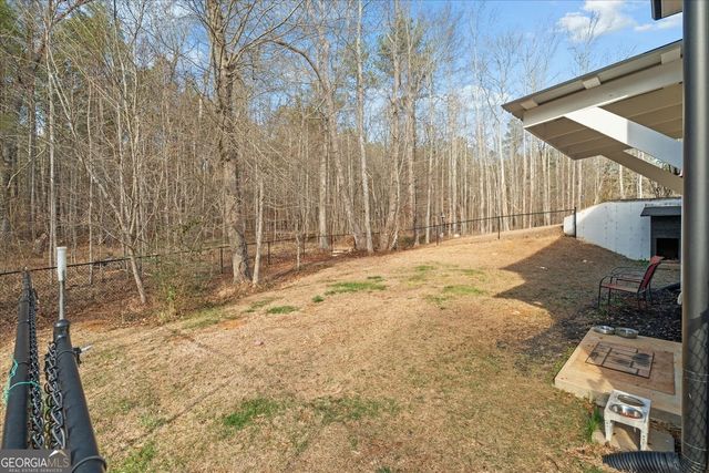 656 Paynes Lake Road, Carrollton, GA 30116