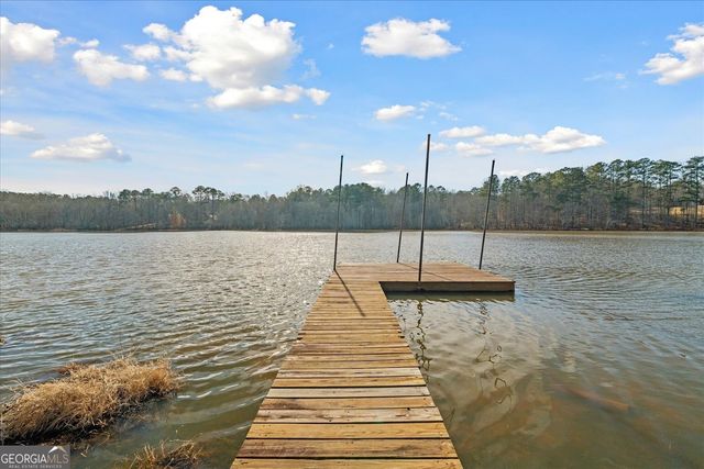 656 Paynes Lake Road, Carrollton, GA 30116