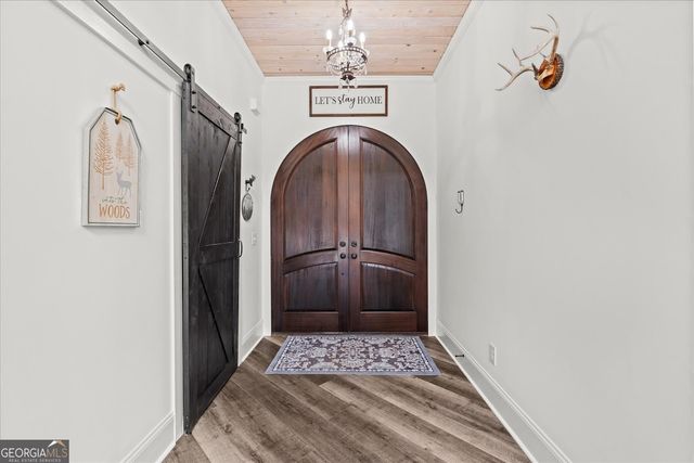 656 Paynes Lake Road, Carrollton, GA 30116