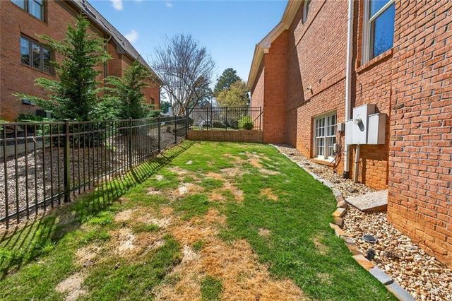 1026 Quaker Ridge Way, Johns Creek, GA 30097