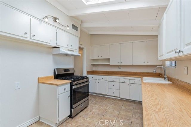 863 Delay, Glendora, CA 91740