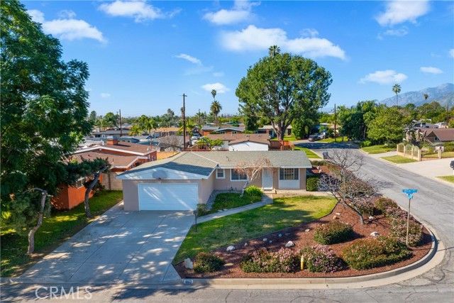 863 Delay, Glendora, CA 91740