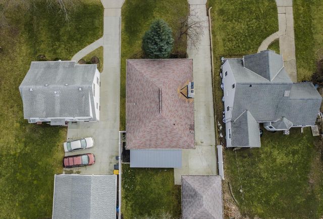 755 N 112th STREET, Wauwatosa, WI 53226