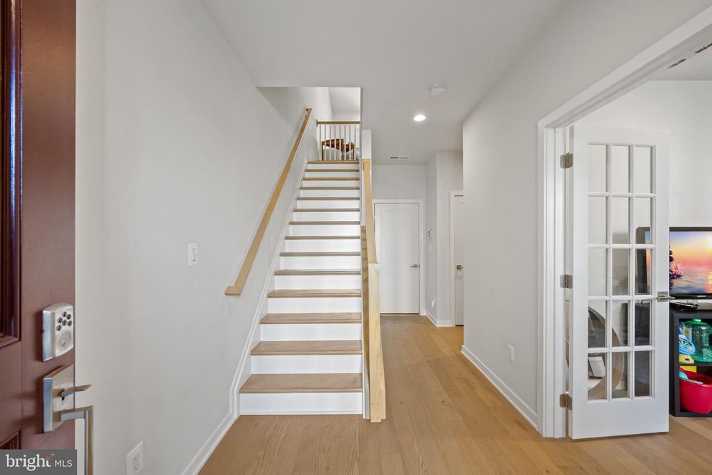 22143 PENELOPE HEIGHTS TER, Ashburn, VA 20148