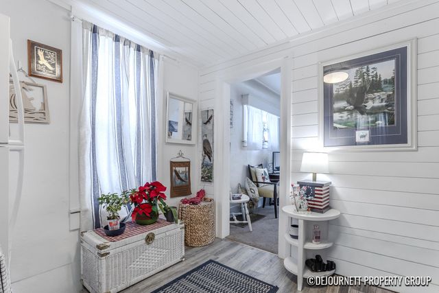 710 Verhoeks Street, Grand Haven, MI 49417