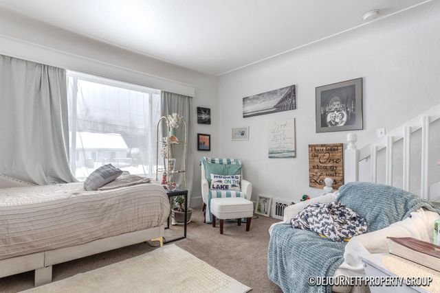 710 Verhoeks Street, Grand Haven, MI 49417