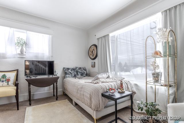 710 Verhoeks Street, Grand Haven, MI 49417