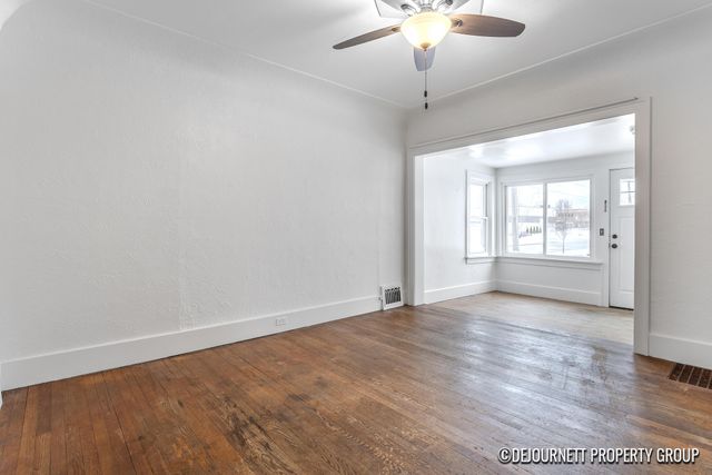 710 Verhoeks Street, Grand Haven, MI 49417