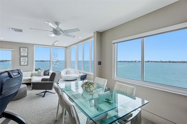 350 GOLDEN GATE POINT 51, Sarasota, FL 34236