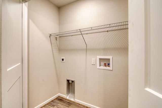 518 S Troy Avenue, Springfield, MO 65802