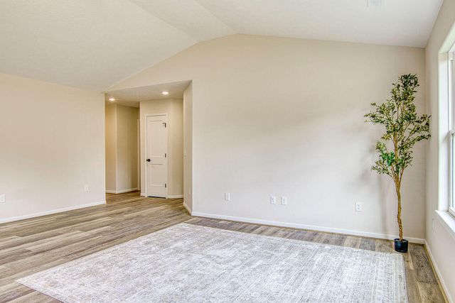 518 S Troy Avenue, Springfield, MO 65802