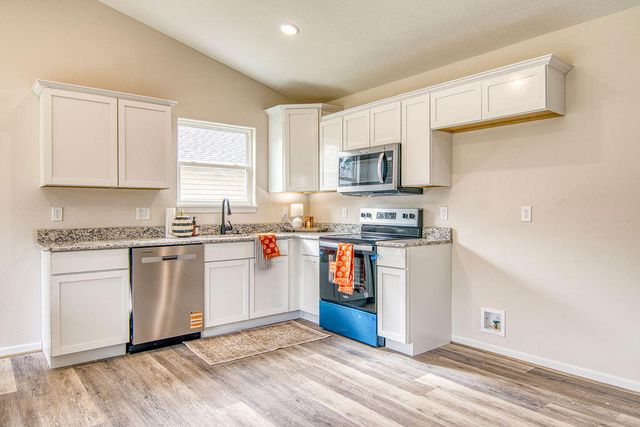 518 S Troy Avenue, Springfield, MO 65802