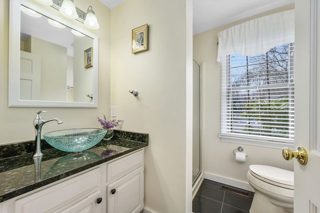 134 School St, Barnstable, MA 02635