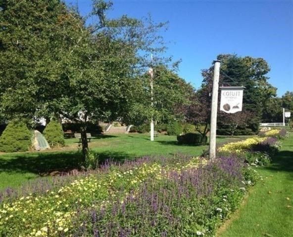 134 School St, Barnstable, MA 02635