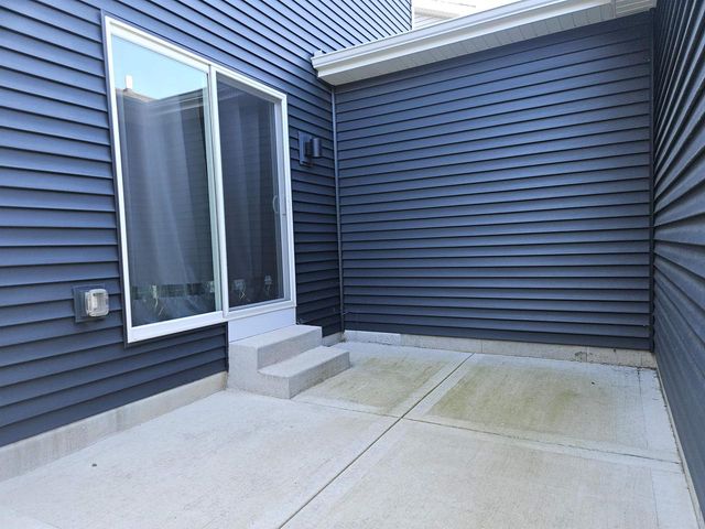 2522 Wildcat Drive, Fitchburg, WI 53711