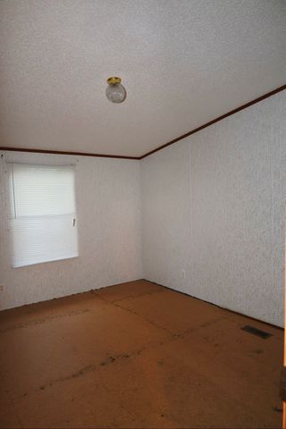 1050 Macon Wall Rd, Ashland City, TN 37015