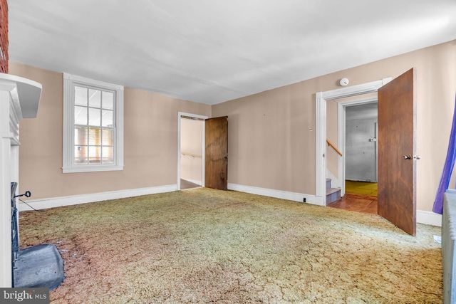 19 HIGH ST, Allentown, NJ 08501