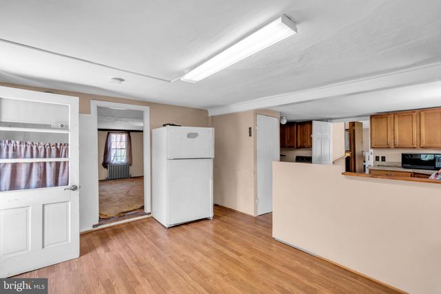 19 HIGH ST, Allentown, NJ 08501