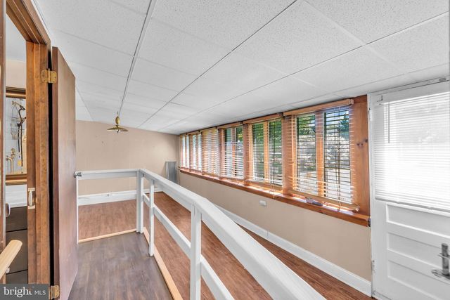 19 HIGH ST, Allentown, NJ 08501