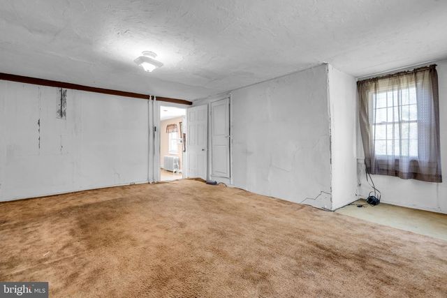 19 HIGH ST, Allentown, NJ 08501