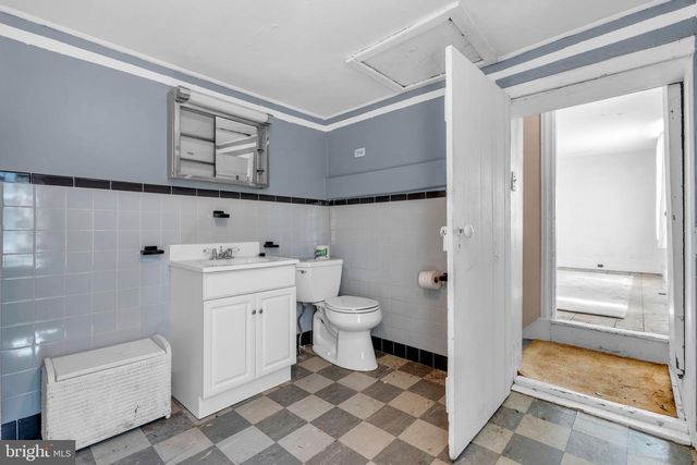 19 HIGH ST, Allentown, NJ 08501
