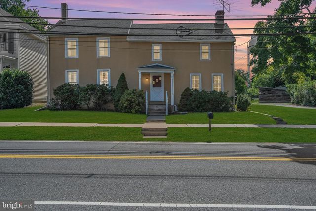 19 HIGH ST, Allentown, NJ 08501