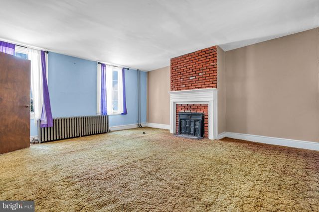 19 HIGH ST, Allentown, NJ 08501