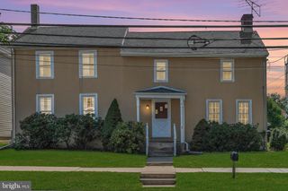 19 HIGH ST, Allentown, NJ 08501