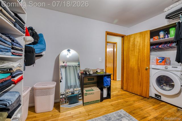 46495 North Avenue, Macomb Township, MI 48042