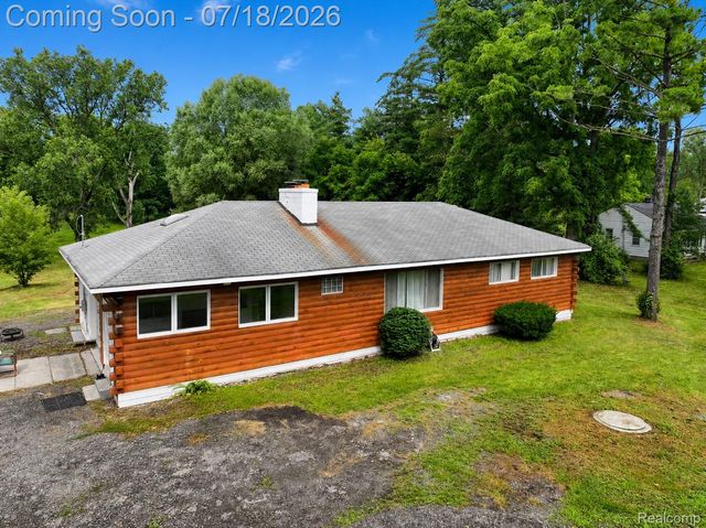 46495 North Avenue, Macomb Township, MI 48042