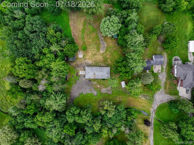 46495 North Avenue, Macomb Township, MI 48042