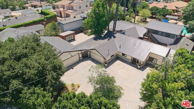 22954 Collins Street, Los Angeles, CA 91367
