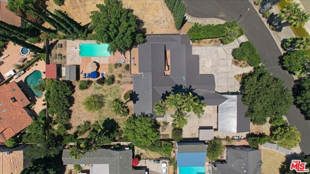 22954 Collins Street, Los Angeles, CA 91367