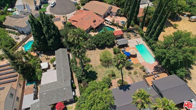 22954 Collins Street, Los Angeles, CA 91367