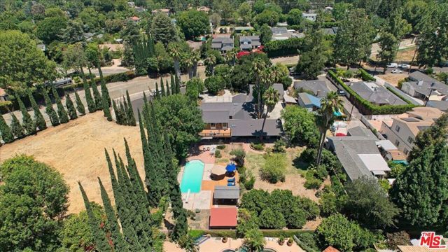 22954 Collins Street, Los Angeles, CA 91367