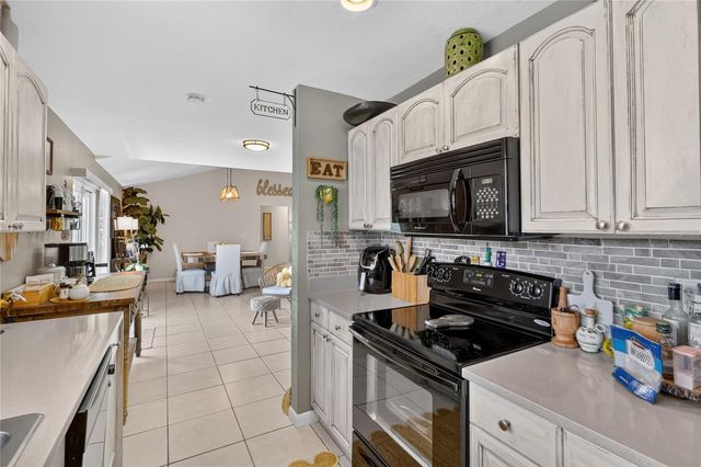 4934 WILDFLOWER DRIVE, Lakeland, FL 33811