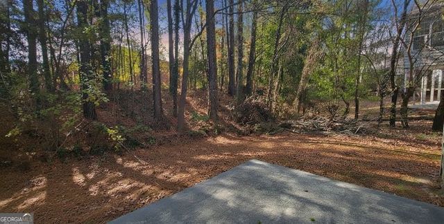 4915 Lakebrooke Run, Stone Mountain, GA 30087