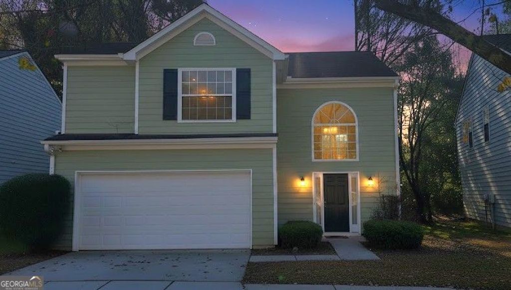 4915 Lakebrooke Run, Stone Mountain, GA 30087